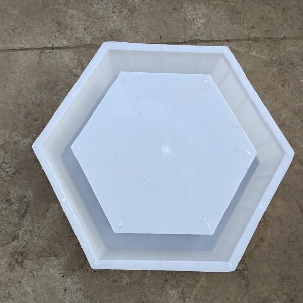 1655859936225709.jpg 六角護(hù)坡模具2.jpg