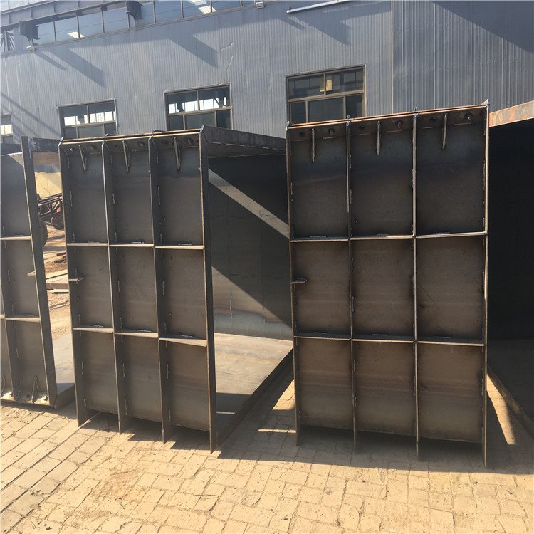 1675165457222569.jpg 電纜井模具4.jpg