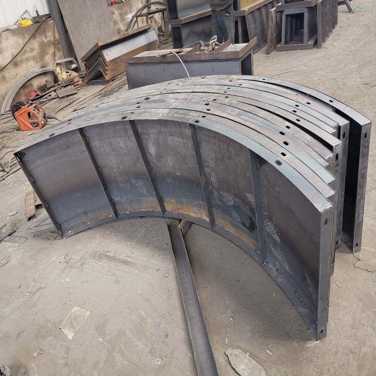 1680828150757761.jpg 拱形護(hù)坡 模具1.jpg